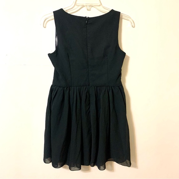 NWT Forever 21 Special Collection Sequins Dress - Black/Gold - Size Medium - Picture 3 of 10